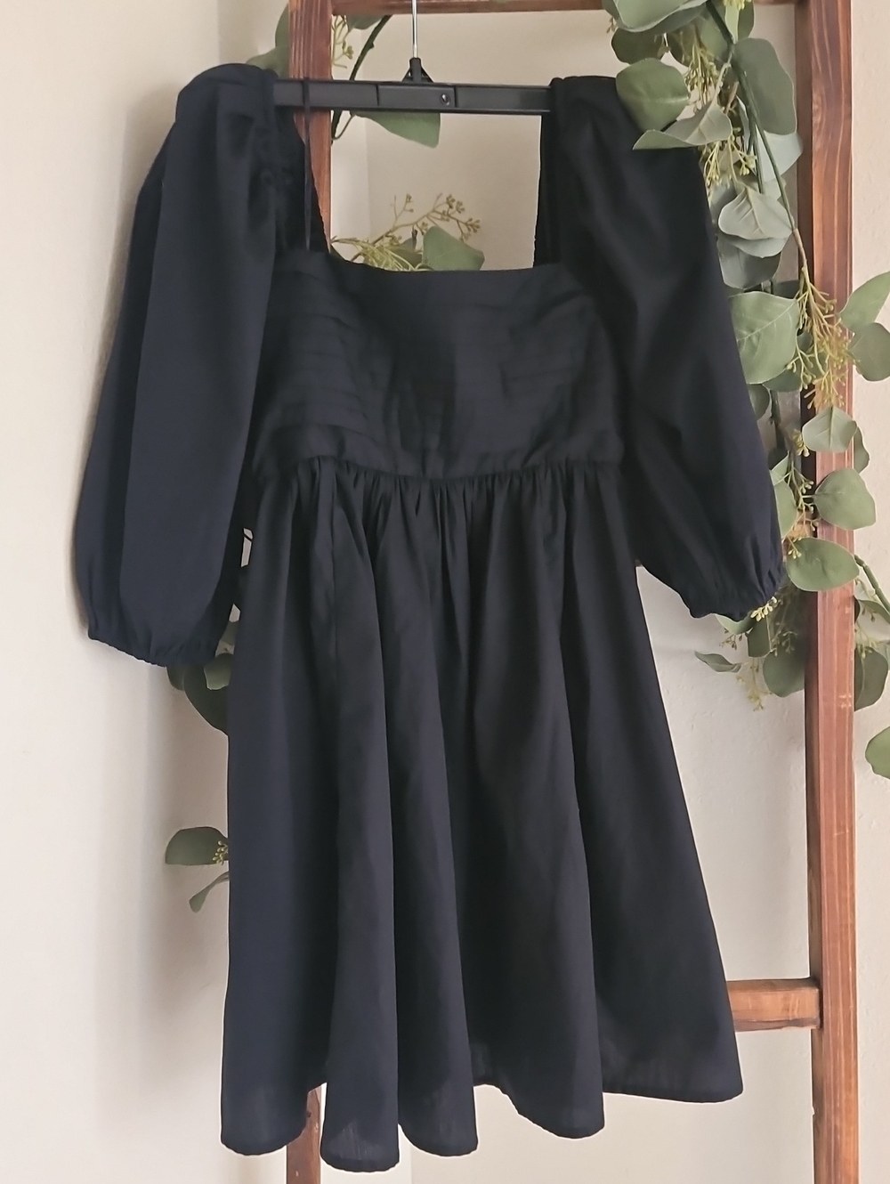 Size S Abercrombie & Fitch Black Puff-Sleeve Square-Neck Womens Dress
